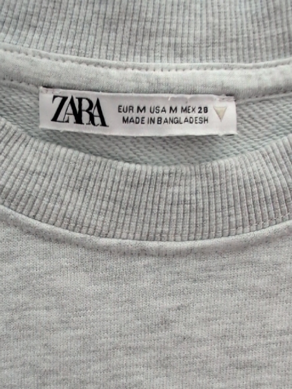 Zara Heather Gray Raw-Edge Cropped Short Sleeve Crewneck Sweatshirt - Picture 2 of 6